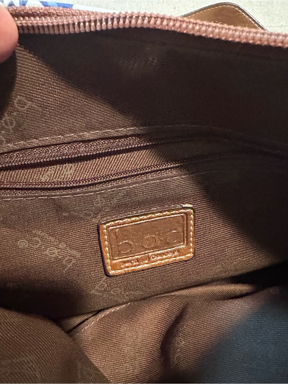 b.o.c. Floral Canvas Crossbody Bag in Blue and Tan Trim - Picture 7 of 7